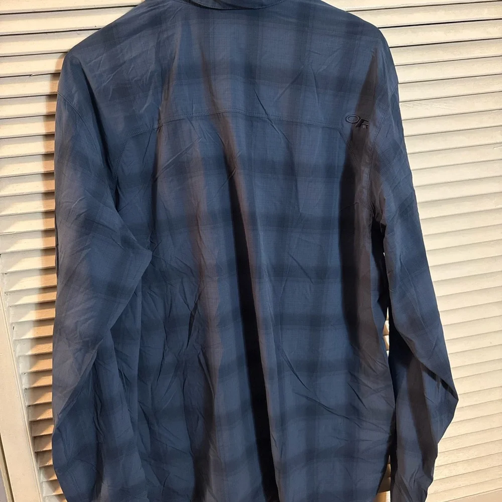 Outdoor Research Men's Navy Checkered Shirt - Picture 3 of 4